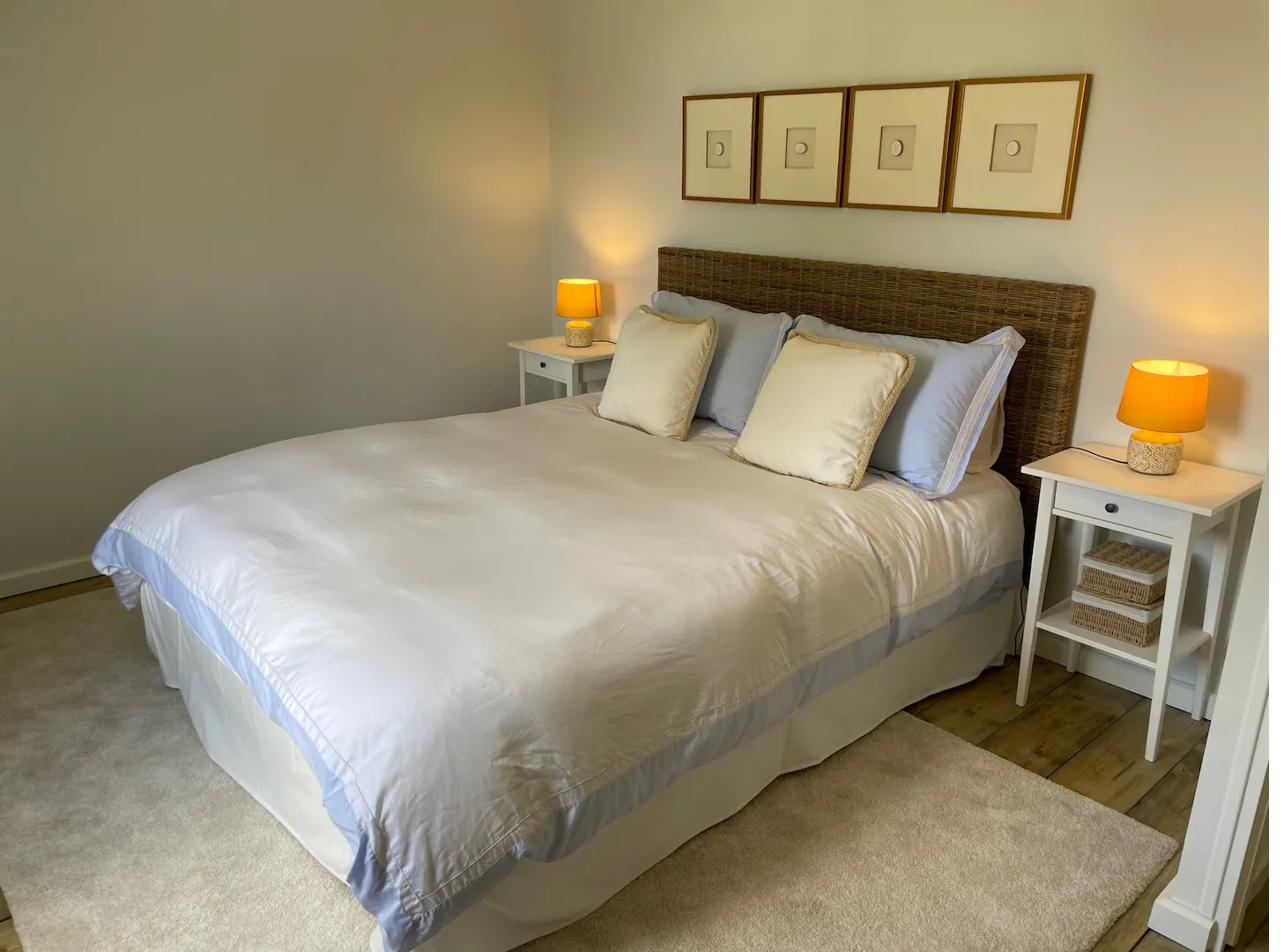 Chambre 3 de la Petite Maison, lit double
